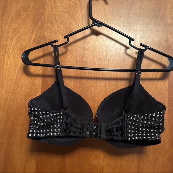 Victorias Secret Very Sexy Push Up Bra Black 34D - Picture 2 of 4